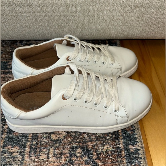 Vero Moda White low top leather sneakers - Picture 2 of 3